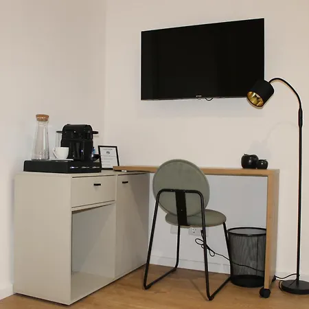 Gaestehaus Friedrichstrasse - Geraeumiges Mit Eigenem Bad Kwatera prywatna Paderborn