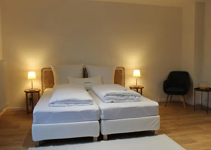 Gaestehaus Friedrichstrasse - Geraeumiges Mit Eigenem Bad Paderborn